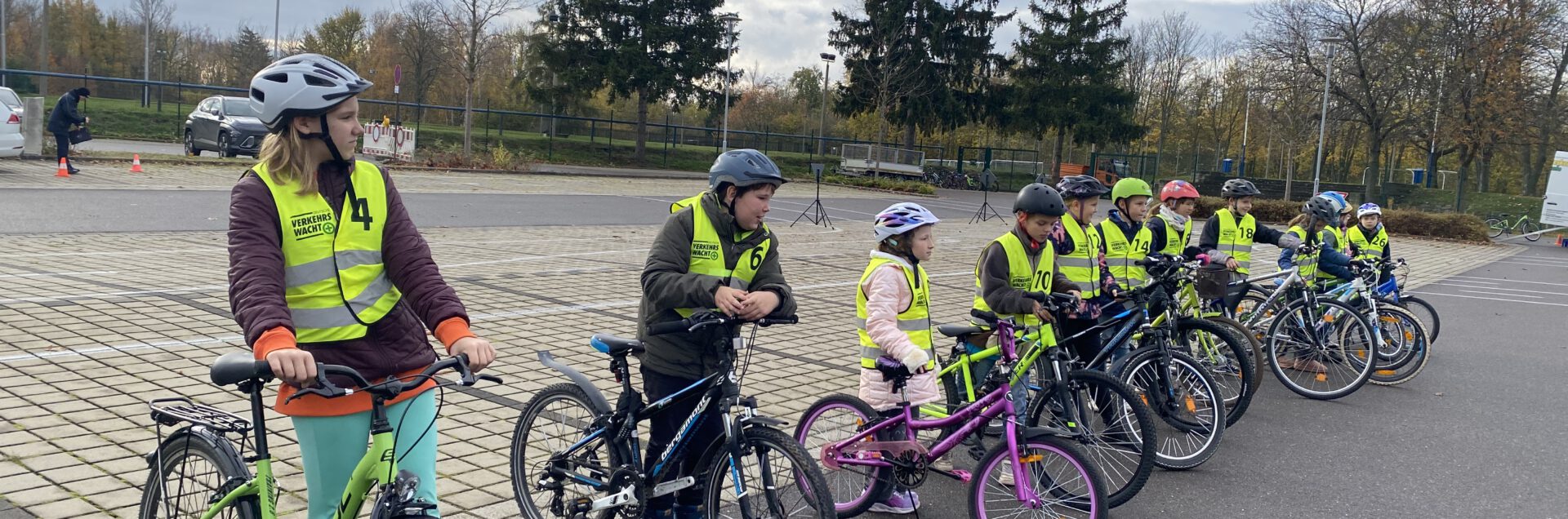 Praktische Radfahrausbildung der Klasse 4